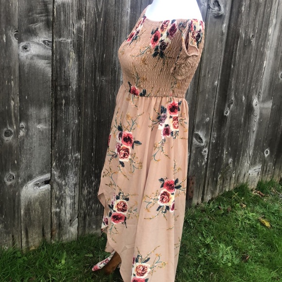 Beautiful Floral High-Low Off The Shoulder Dress w/ Front Slit! Fits like Sz S/M - Picture 10 of 12